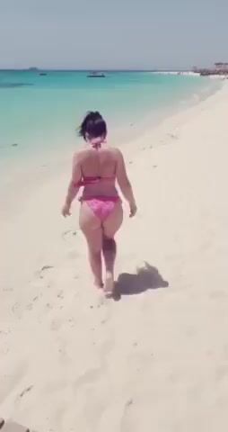 Model - AnnaFarsi deepthroat