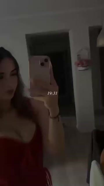 Model - Sophie roleplay