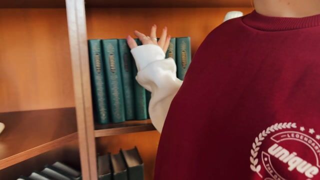 Model - CherylFoksy twerking