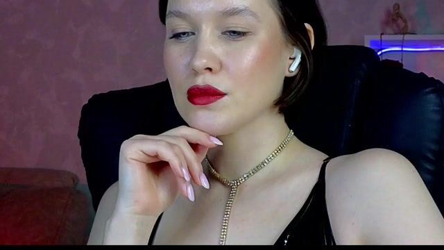 Model - Goddess Katy pantyhose