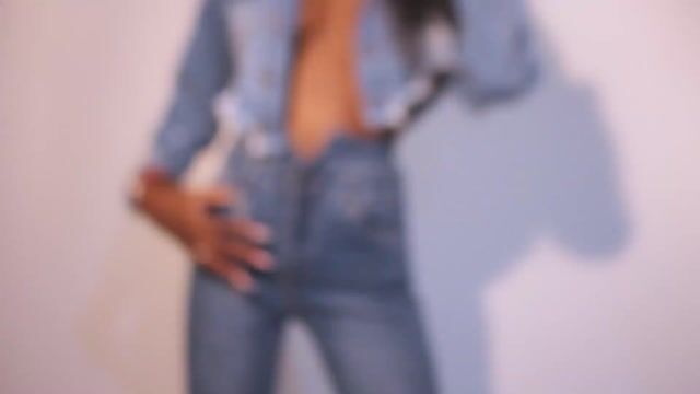 Model - KimHoswell naturalbobbies