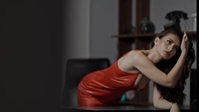 Model - MayaVixxen lips