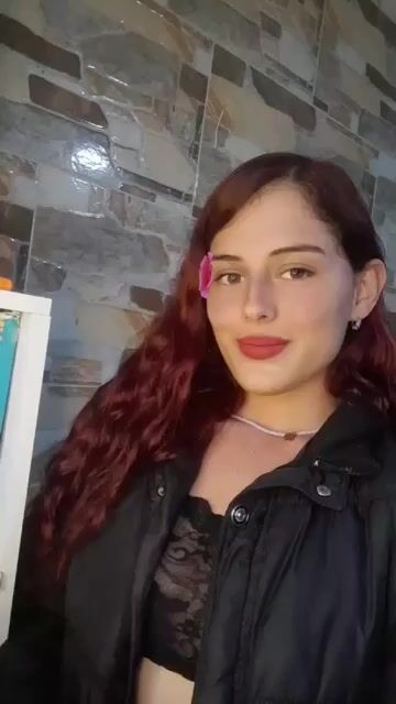 Model - CloeSweet blowjob