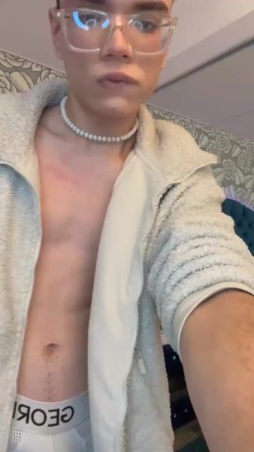 Model - RiwarPark bdsm