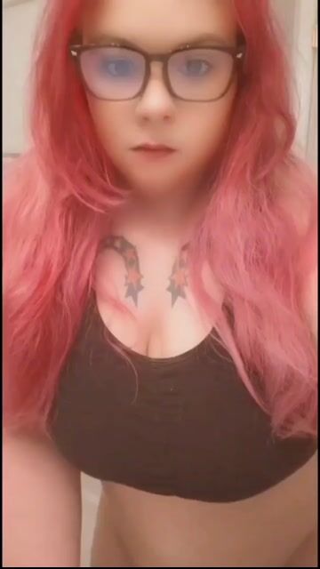 Model - Samara Syn fetish