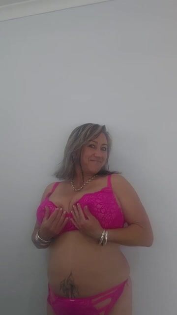 Model - Jay Velvet fastresponse