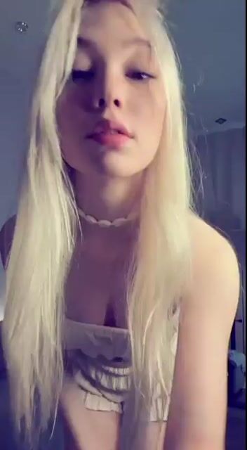 Maya striptease Model - Maya striptease