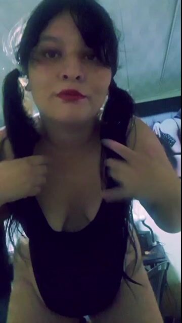 Model - DANIELAANDTONY deepthroat