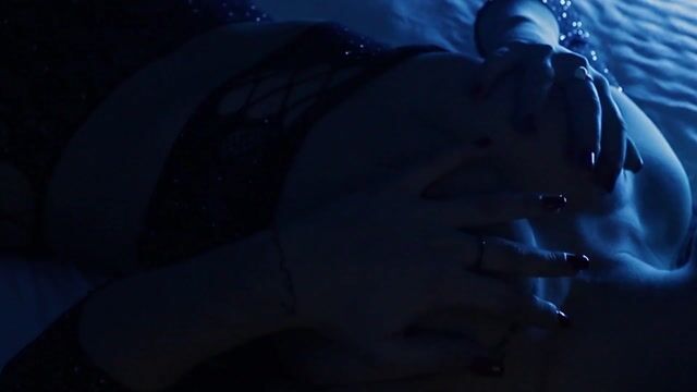 Model - Lexi Bailey sph