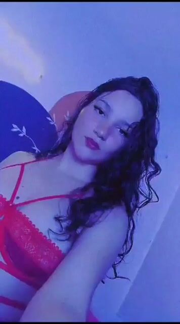 Model - Lily Brownn deepthroat