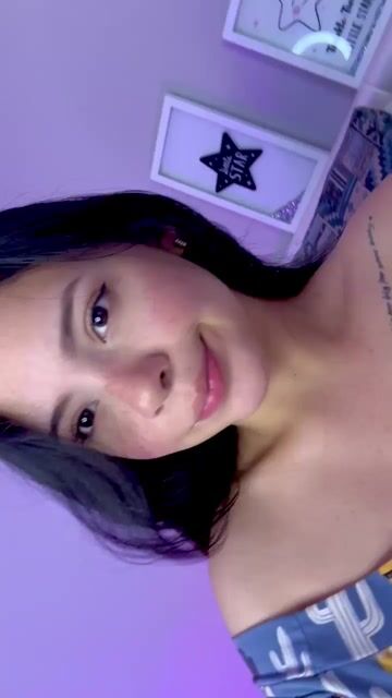 Model - Leah Martinez teen