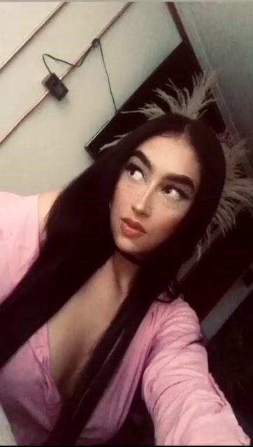 Model - Morgan Davys anal