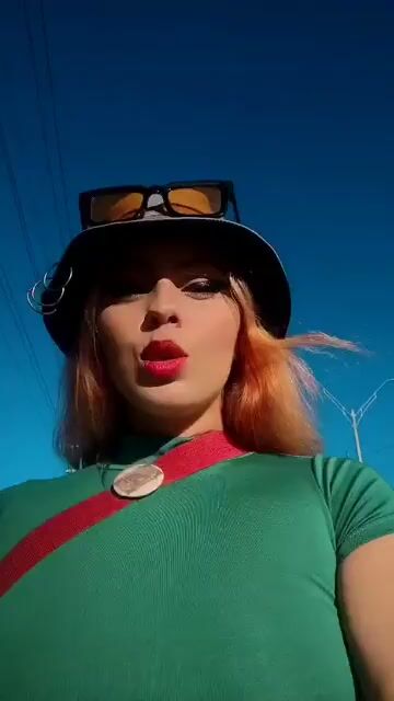 Model - BiancaLuxor Dirtytalk