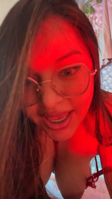 Model - JazmineFerrari boobs