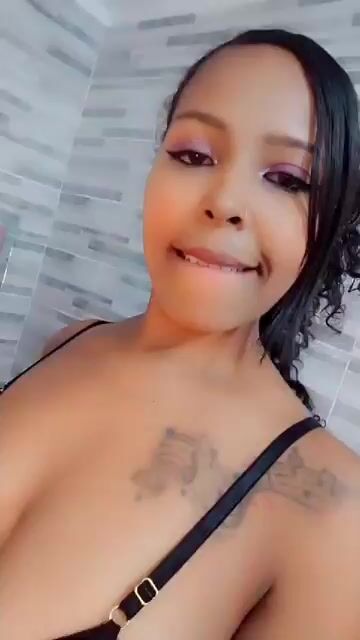 Model - Valery lovense