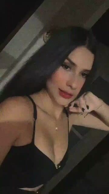 Model - Canelita18 latina