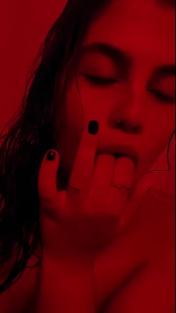 Model - CleoSeduction blowjob