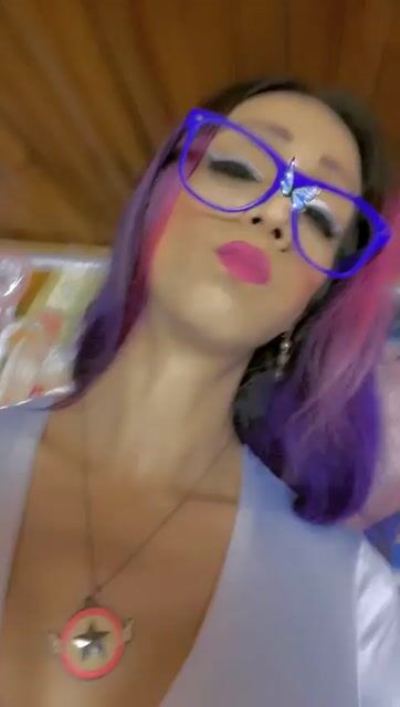 Model - Ariana Unicorn anime