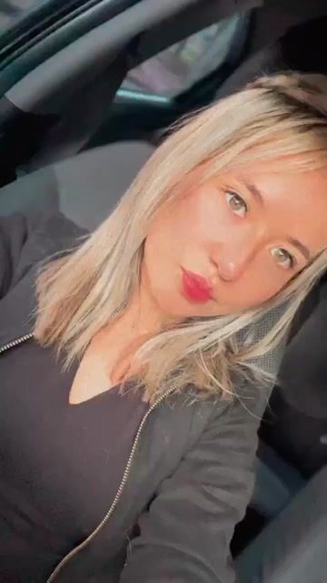 Model - Nicky squirt