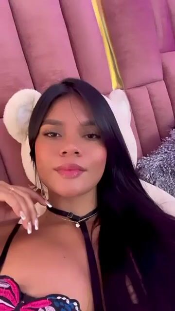 Model - Carola Lee anal