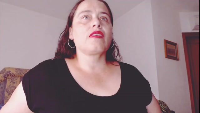 Model - Margaret BustyHotwife dirty