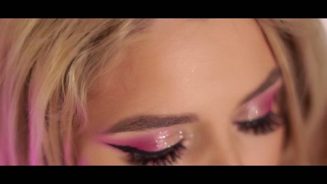 Model - AmeliaGrayson joi