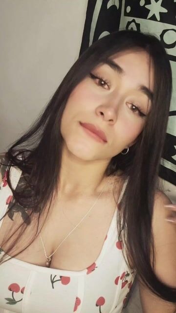 Model - Lexxiee Haze shaved