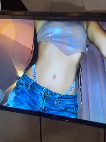 Model - Mia Gomez sexy