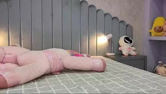 Model - HayleyPie dp