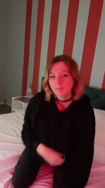 Model - Tooka bigtits