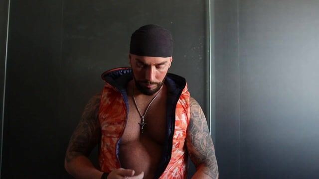 Model - arongrant domination