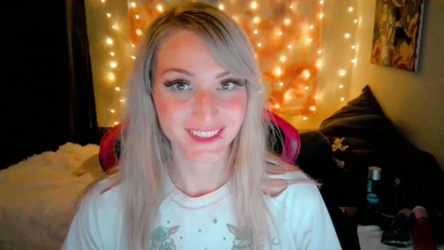 Model - Lucky Waifu mature