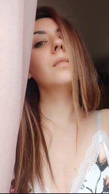 Model - Aliyah bigtits