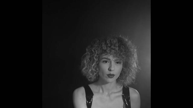 Model - Maddie May joi