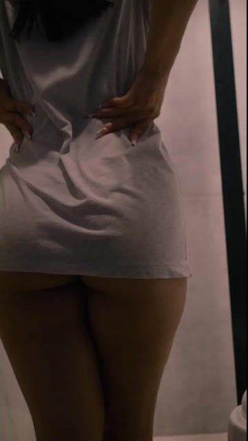 Model - MaluBaker FISTING