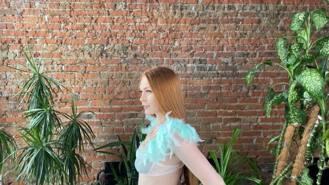 Foxy_Ginger redhead Model - Foxy_Ginger redhead