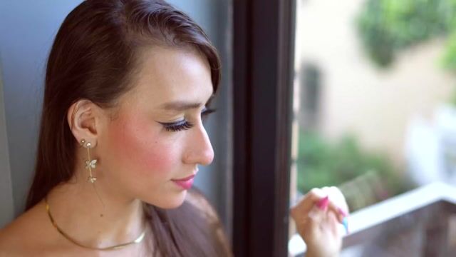 Model - CatalinaThompson squirt