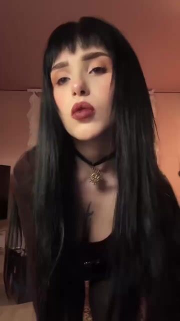 Model - Diana petite