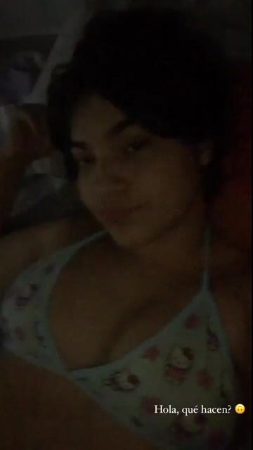 Model - zendaya latina