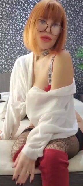 Model - ZlataRed anal