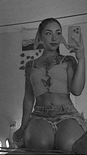 Model - Alahia_Stone cute