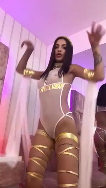 Model - Kaylen Durand fetish