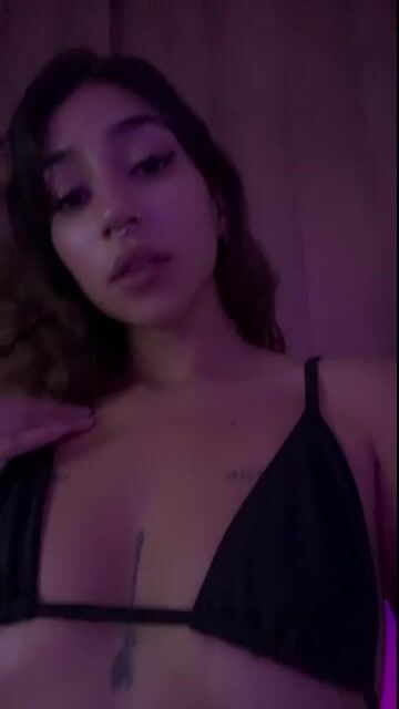 Model - Anny Dreams latin