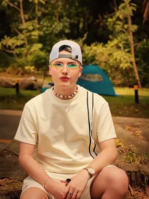 Model - jey_jordan bigass