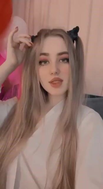 Model - Elina blowjob