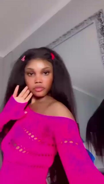 Model - tracie22 stockings