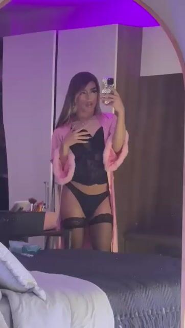 Model - nicolette tay roleplay