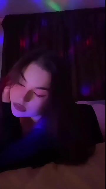 Model - hot fox fetish