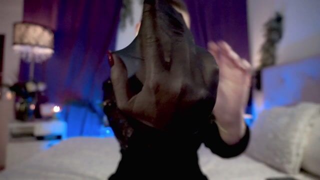 Model - Divine Kim cuckold