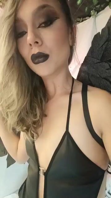 Model - GreisyWilliams dominant